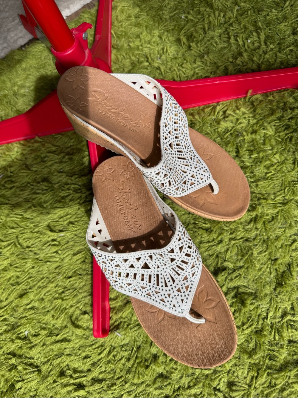 Skechers White Laser-Cut Thong Sandals with Tan Footbed